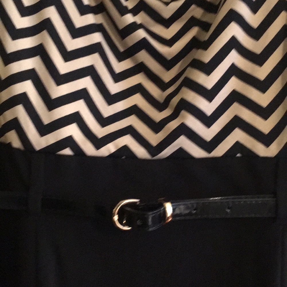 Dress - Picture 2 of 5